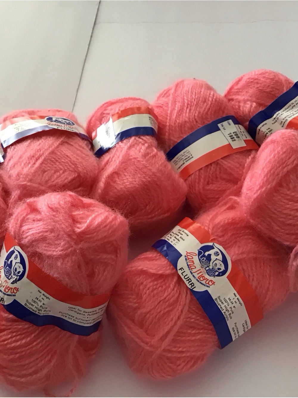 Flurry Soft Pink Fluffy Yarn - 6 Skeins